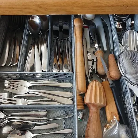 Charmante Jugendstilwohnung Mit Tiefengaragenplatz *