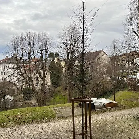 Charmante Jugendstilwohnung Mit Tiefengaragenplatz Apartamento