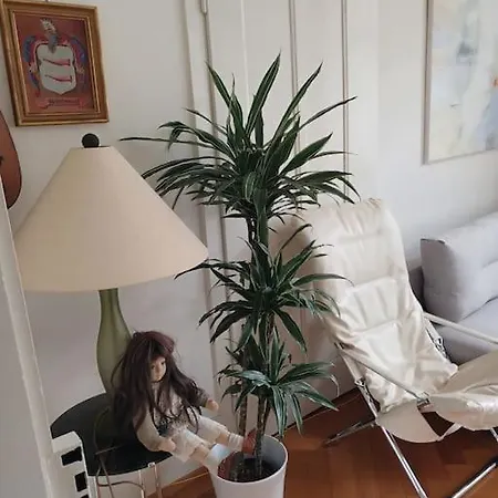 Apartment Charmante Jugendstilwohnung Mit Tiefengaragenplatz *