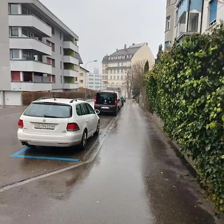 Charmante Jugendstilwohnung Mit Tiefengaragenplatz * סנט גאלן