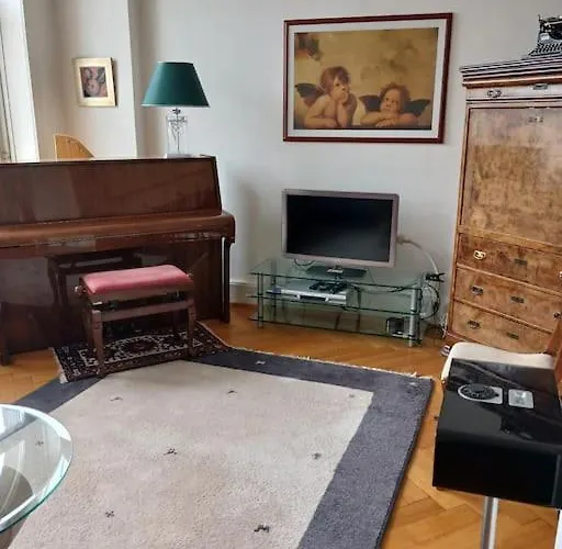 Charmante Jugendstilwohnung Mit Tiefengaragenplatz سانت غالن