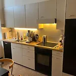 Charmante Jugendstilwohnung Mit Tiefengaragenplatz
